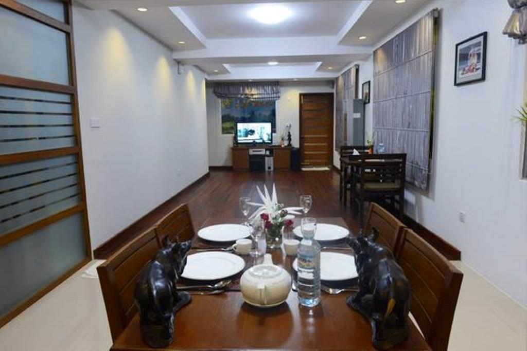 Green Paradise Hotel Yangon Bagian luar foto